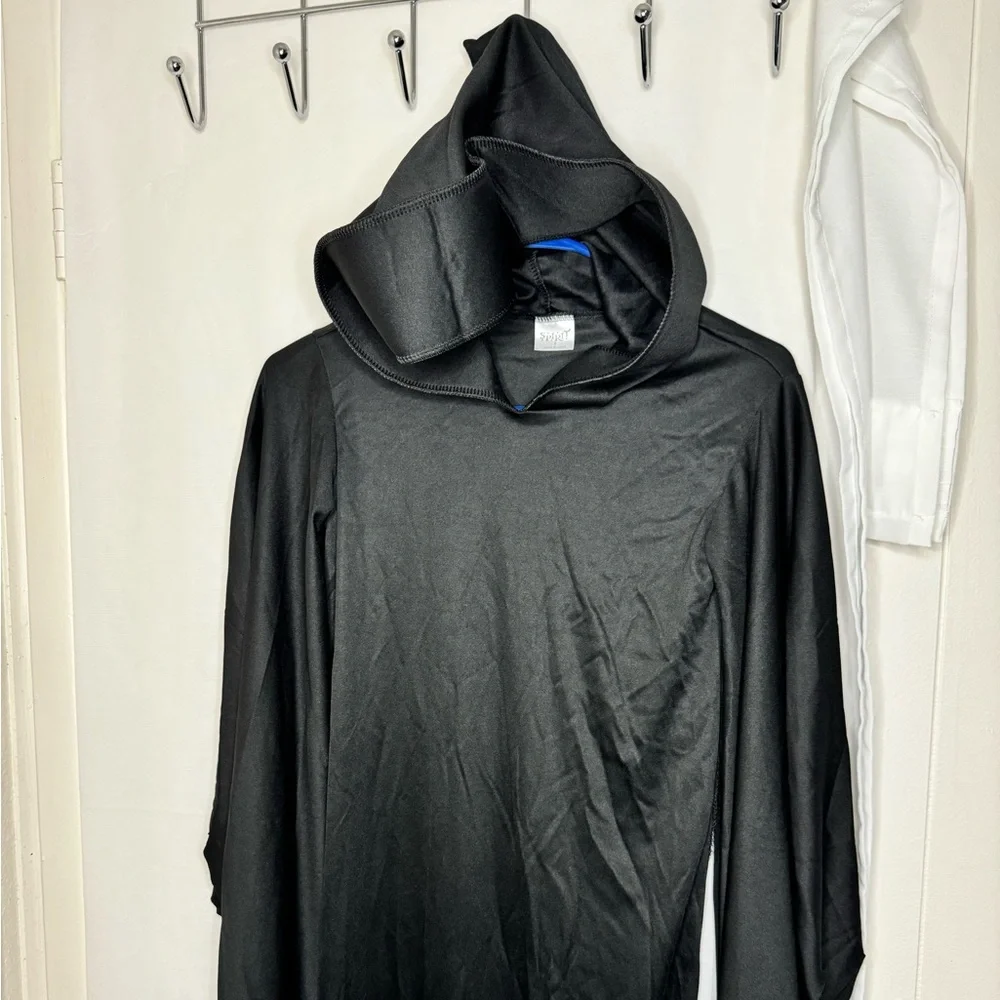 Halloween Hooded Robe - Picture 11 of 11